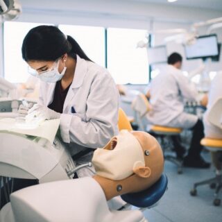 Οδοντιατρική Κλινική του Ευρωπαϊκού Πανεπιστημίου Κύπρου: Εκεί όπου η γνώση συναντά την κλινική εφαρμογή στους ασθενείς