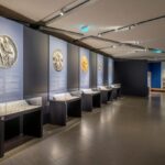 «Η άλλη όψη του νομίσματος»: Στο Βουκουρέστι η έκθεση από τη Νομισματική Συλλογή της Alpha Bank