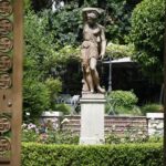 Το καφέ του Νομισματικού Μουσείου -τοπόσημο για την Αθήνα- «αποβάλλεται» για χάρη του… franchising