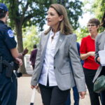 ΗΠΑ: Η Μέρεντιθ Στίεμ επανεξελέγη πρόεδρος του Σωματείου Σεναριογράφων και ξεκινά διαπραγματεύσεις