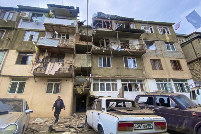Ναγκόρνο Καραμπάχ: Τουλάχιστον 29 νεκροί από τις συγκρούσεις Αζέρων και Αρμένιων αυτονομιστών