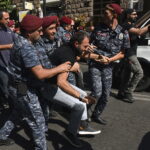 Διαπραγματεύσεις για αποχώρηση στρατευμάτων διεξάγουν οι Αρμένιοι του Ναγκόρνο Καραμπάχ