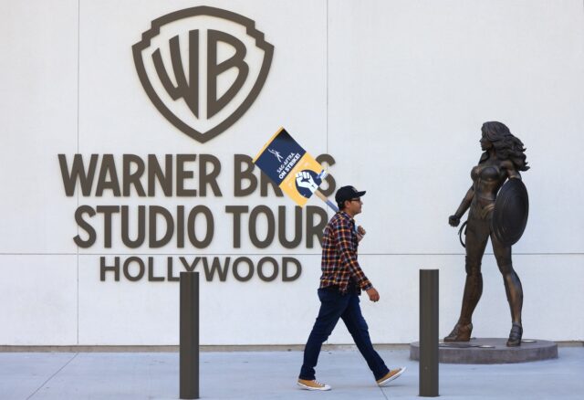 Τερματίστηκε η απεργία των σεναριογράφων στο Χόλιγουντ μετά από πέντε μήνες
