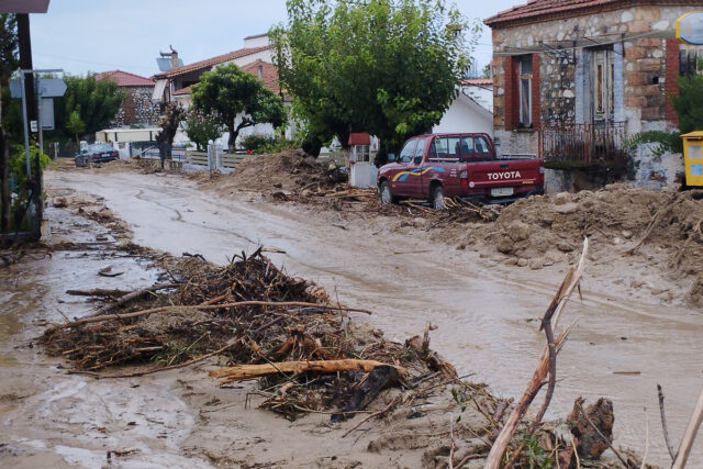 Ανυπολόγιστη καταστροφή στη Βόρεια Εύβοια από την κακοκαιρία Elias – Που έχει διακοπεί η κυκλοφορία