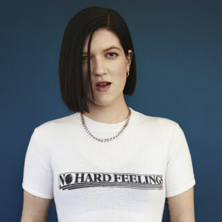 Η Romy των The xx μόλις κυκλοφόρησε το ντεμπούτο της άλμπουμ, Mid Air