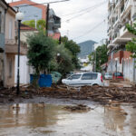 Ανεβαίνει συνεχώς η στάθμη των νερών της λίμνης Κάρλα – Προειδοποίηση από το 112