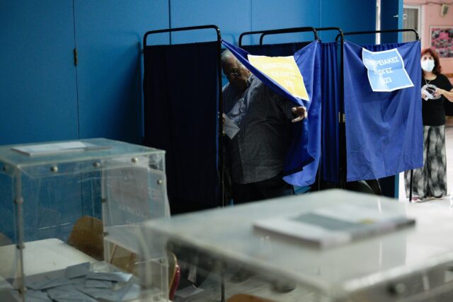 Αυτοδιοικητικές εκλογές: Σε β΄ γύρο η εκλογή δημάρχου σε Αθήνα, Θεσσαλονίκη και Πάτρα