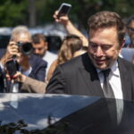 Ο Έλον Μασκ σκέφτεται να καταργήσει το Twitter στην Ευρώπη