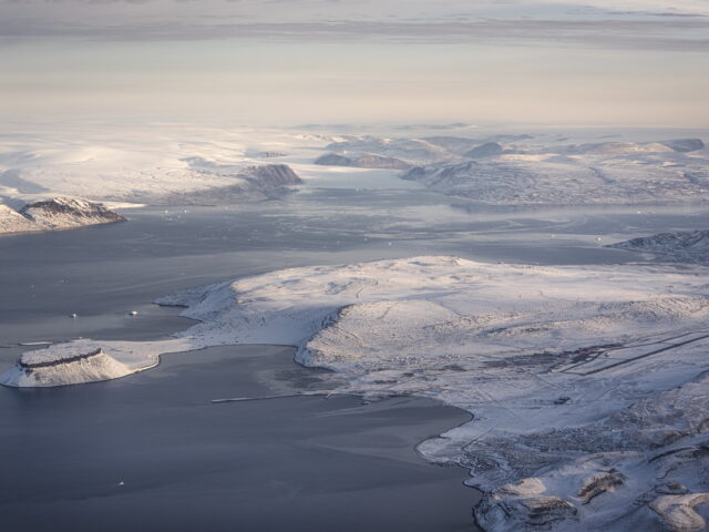 Μια διαστημική βάση στο παγωμένο τοπίο της Γροιλανδίας