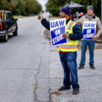 HΠΑ: Συμφωνία έπειτα από 41 μέρες απεργίας στις αυτοκινητοβιομηχανίες