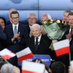 Εκλογές στην Πολωνία: Το κυβερνών κόμμα Νόμος και Δικαιοσύνη ήρθε πρώτο στην Πολωνία, αλλά δεν εξασφαλίζει πλειοψηφία