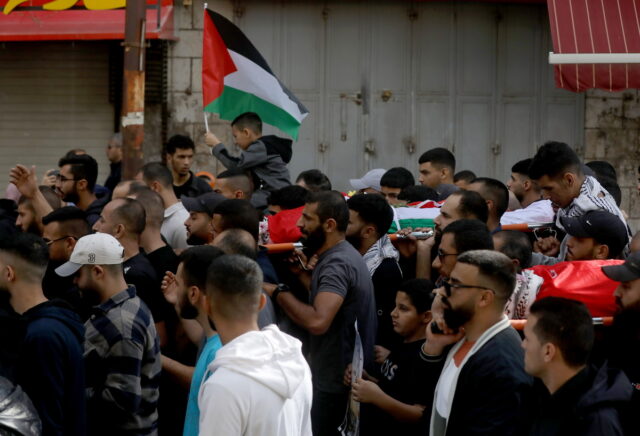 Δυτική Όχθη: Τρεις Παλαιστίνιοι σκοτώθηκαν σε επιδρομή του ισραηλινού στρατού σε καταυλισμό προσφύγων