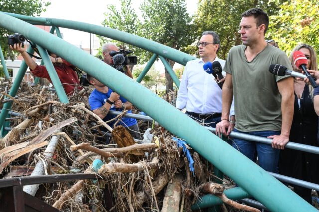 Στ. Κασσελάκης από τον Βόλο: Δεν έχουν καμία βοήθεια οι πληγέντες