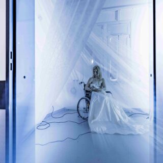 Χρύσα Διαμαντοπούλου για τον Καρκίνο του Μαστού: «Οι ουλές μου είναι τα παράσημά μου. Νιώθω ολόκληρη και χωρίς στήθος»