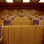 ΣτΕ: Παράνομο το τέλος επιτηδεύματος στα Airbnb