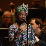 Cosmos: «Η πρώτη ντίβα της Αφρικής» Angelique Kidjo στο ΚΠΙΣΝ