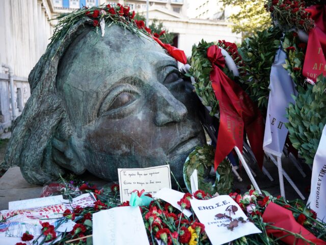 Κυκλοφοριακές ρυθμίσεις στην Αθήνα για την 52η Επέτειο του Πολυτεχνείου