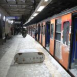 Επίθεση φασιστών σε τρένο του ΗΣΑΠ – Βίαιος ξυλοδαρμός διαδηλωτή από αστυνομικούς [ΒΙΝΤΕΟ]