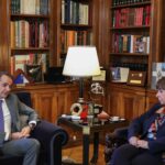 Μητσοτάκης σε Σακελλαροπούλου: «Ατυχές γεγονός η ακύρωση της συνάντησης με τον Σούνακ»