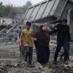 Γάζα: Ο ισραηλινός στρατός περικυκλώνει την πόλη Χαν Γιούνις