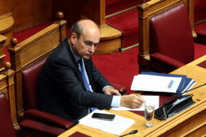 Κ. Χατζηδάκης για αγρότες: «Η πόρτα της κυβέρνησης είναι ανοιχτή για διάλογο»