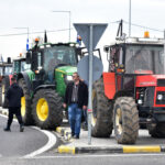 Στους δρόμους με τα τρακτέρ οι αγρότες σε Λάρισα, Καρδίτσα, Μαγνησία