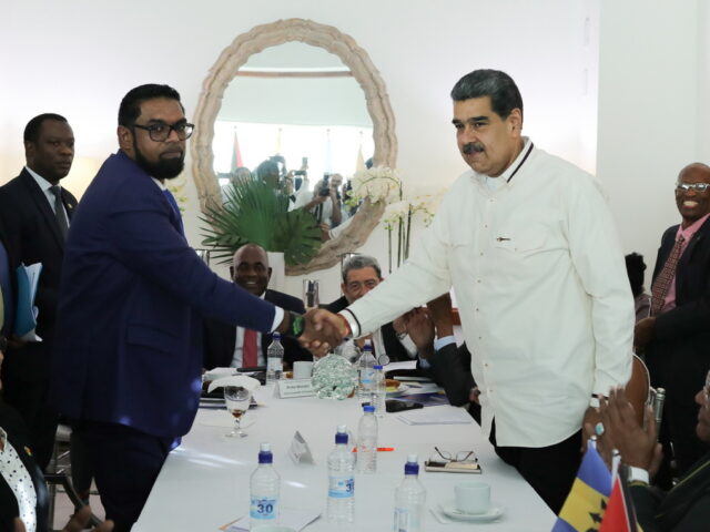 Εσεκίμπο: Γουιάνα και Βενεζουέλα συμφώνησαν να μη «χρησιμοποιήσουν βία η μία εναντίον της άλλης»