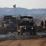 Το Human Rights Watch κατηγορεί το Ισραήλ ότι αφήνει σκόπιμα τους Παλαιστινίους να λιμοκτονήσουν