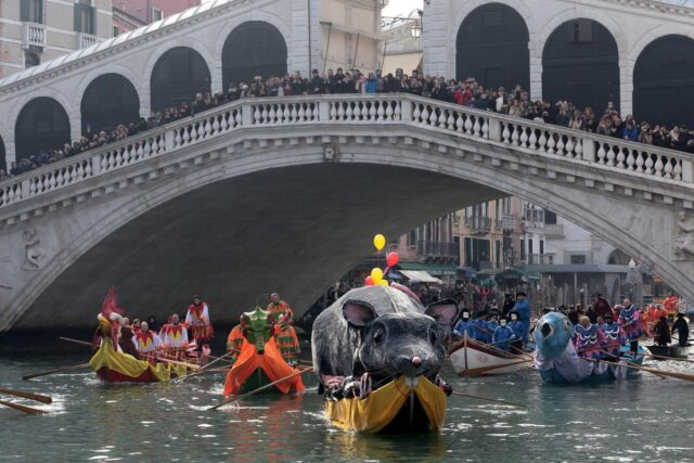 Το φετινό Καρναβάλι της Βενετίας ίσως είναι το τελευταίο χωρίς εισιτήριο για τους τουρίστες