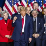 Επικράτησε ο Τραμπ στην πρώτη εσωκομματική ψηφοφορία των Ρεπουμπλικάνων στην Άιοβα