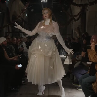 Συνάντηση Τέχνης και Μόδας στο Παρίσι: Η συνεργασία του John Galliano με το Maison Margiela είναι αυτό ακριβώς που θέλαμε