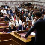 Αναχωρούν για Σπέτσες οι βουλευτές του ΣΥΡΙΖΑ