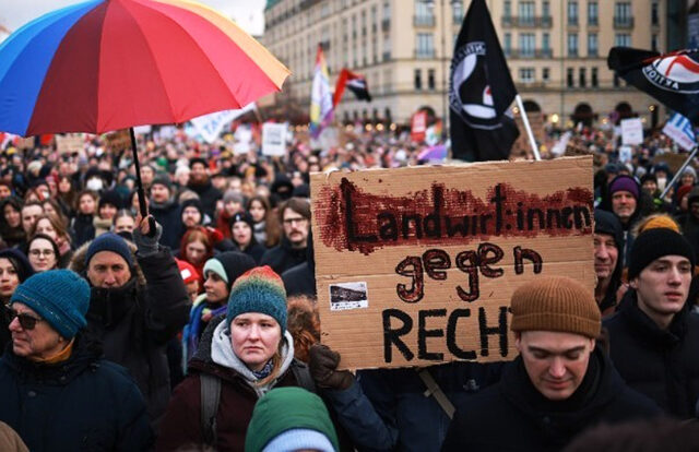 Μεγάλο αγροτικό συλλαλητήριο στο Βερολίνο – Η κυβέρνηση δεν ικανοποιεί τα αιτήματα