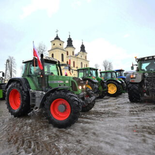 Οι αγρότες ξεσηκώθηκαν σε όλη την Ευρώπη