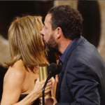 Τζένιφερ Άνιστον: Τα στιγμιότυπα που μοιράστηκε από τα παρασκήνια των βραβείων People’s Choice