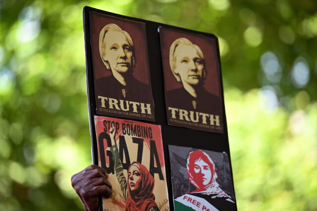 Ο ΟΗΕ καλεί τη Βρετανία να σταματήσει τη διαδικασία έκδοσης του Τζούλιαν Ασάνζ στις ΗΠΑ