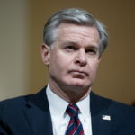 Αιφνιδιαστική επίσκεψη του διευθυντή του FBI στο Ισραήλ