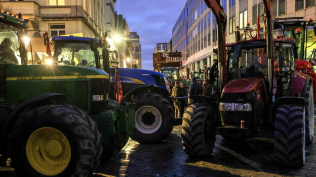 Οι αγρότες επιστρέφουν στις Βρυξέλλες