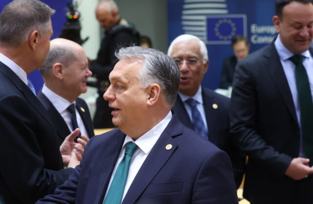 Σύνοδος Κορυφής: Συμφωνία των «27» για επιπλέον ενίσχυση 50 δισ. ευρώ στην Ουκρανία