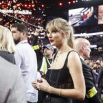 Περιήγηση στο Λονδίνο εμπνευσμένη από το «London Boy» της Τέιλορ Σουίφτ