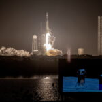 SpaceX: Εκτοξεύτηκε το πρώτο ιδιωτικό σκάφος που θα πατήσει στη Σελήνη [ΒΙΝΤΕΟ]