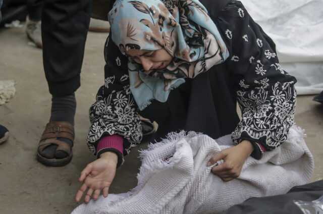 Γάζα: Ισραηλινοί βομβαρδισμοί στον νότο – Νέες συνομιλίες για εκεχειρία