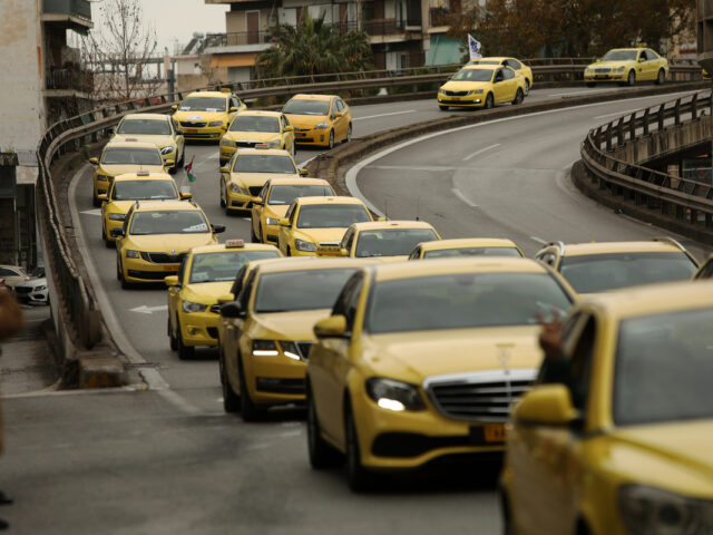 Πανελλαδική απεργία στα ταξί σήμερα και αύριο