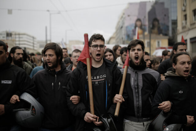 Θεσσαλονίκη: Μαζική η φοιτητική διαδήλωση κατά των ιδιωτικών πανεπιστημίων