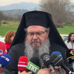 Έγκλημα στα Τέμπη: Ο Μητροπολίτης Λάρισας καλεί τους συγγενείς να θρηνήσουν βουβά