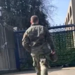 Πέθανε ο Αμερικανός στρατιωτικός που αυτοπυρπολήθηκε μπροστά στην ισραηλινή πρεσβεία στην Ουάσιγκτον