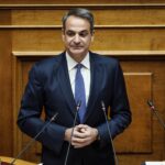 Βουλή – Μητσοτάκης για ομόφυλα ζευγάρια: Προστατεύουμε αυτονόητα δικαιώματα