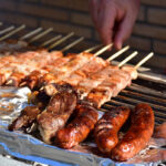 Θεσσαλονίκη: 55χρονος μαχαίρωσε μάγειρα για μία μερίδα κοντοσούβλι