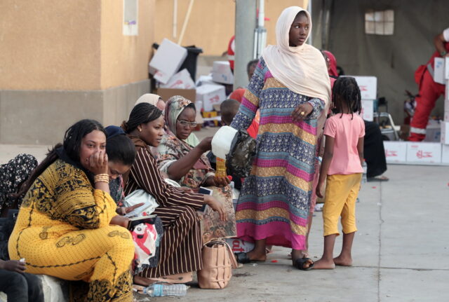 Σουδάν: 230.000 μητέρες και παιδιά διατρέχουν κίνδυνο να πεθάνουν από την πείνα