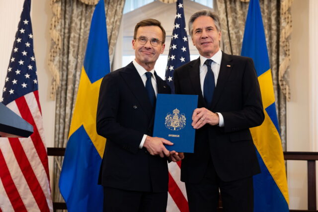 Μέλος του ΝΑΤΟ και επίσημα η Σουηδία